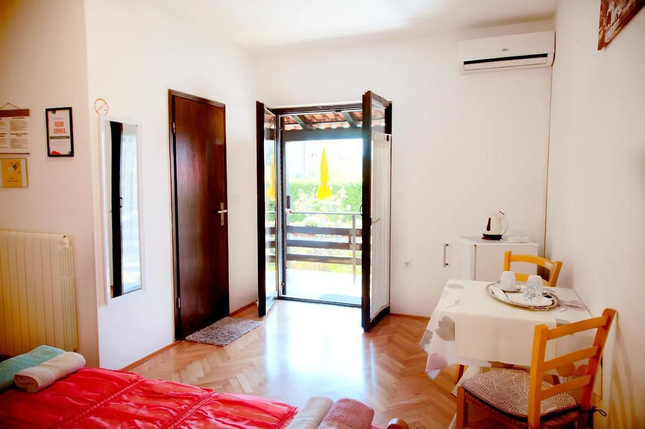Nada Rooms 52 Pula Croatia