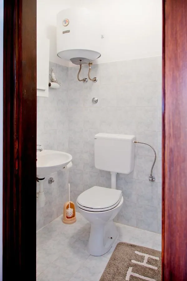 Guest house Nada Rooms 52 Pula